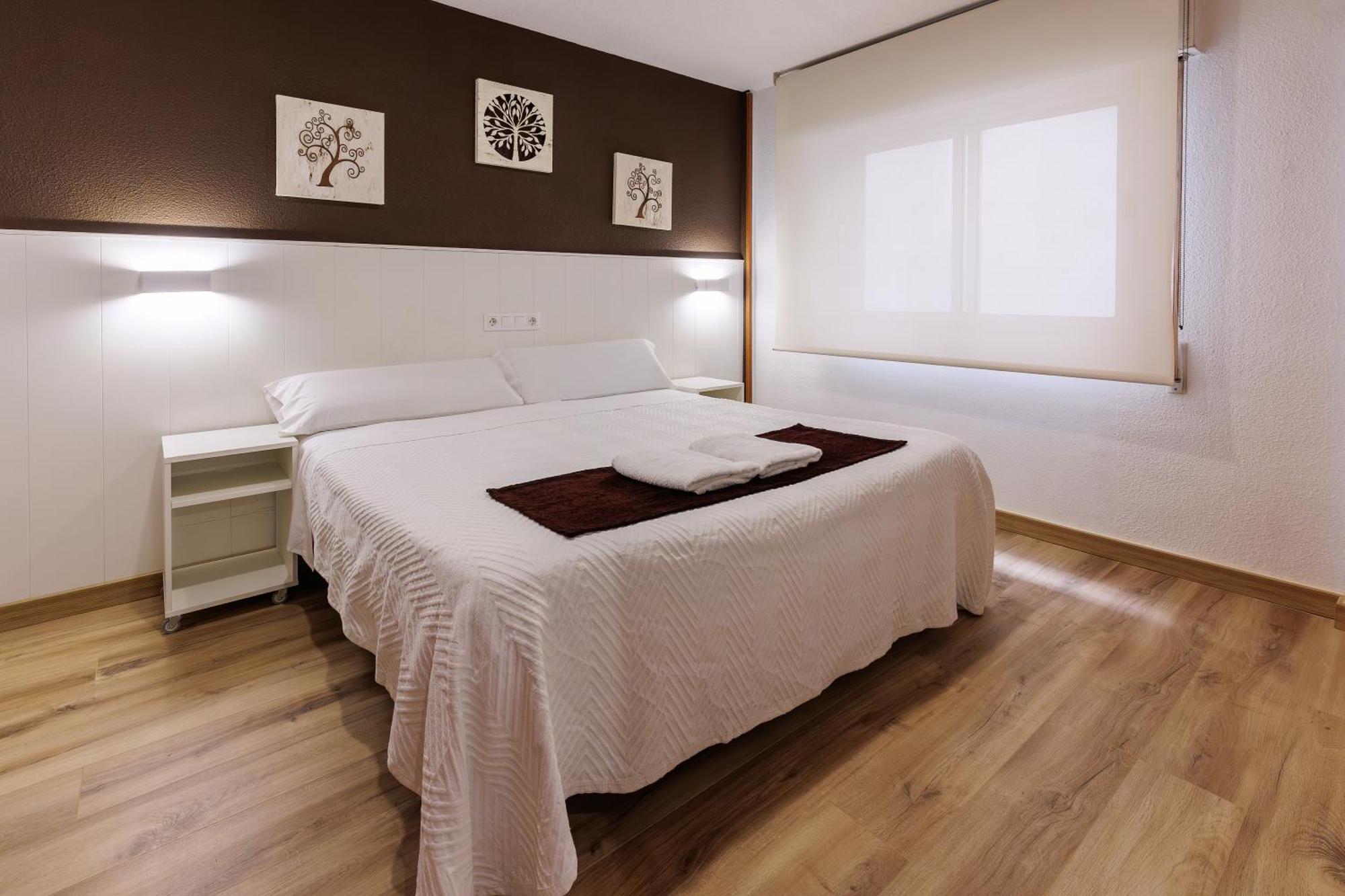 Hostal Gran Via 핀토 외부 사진