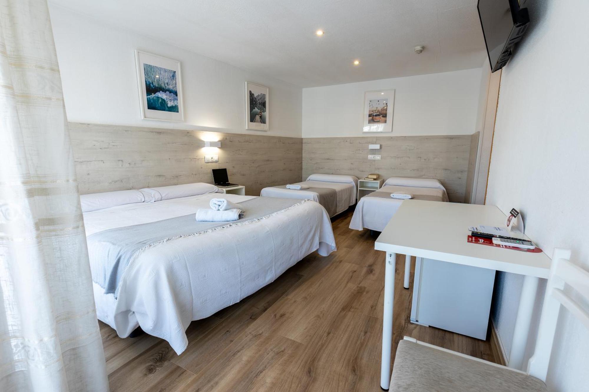 Hostal Gran Via 핀토 외부 사진